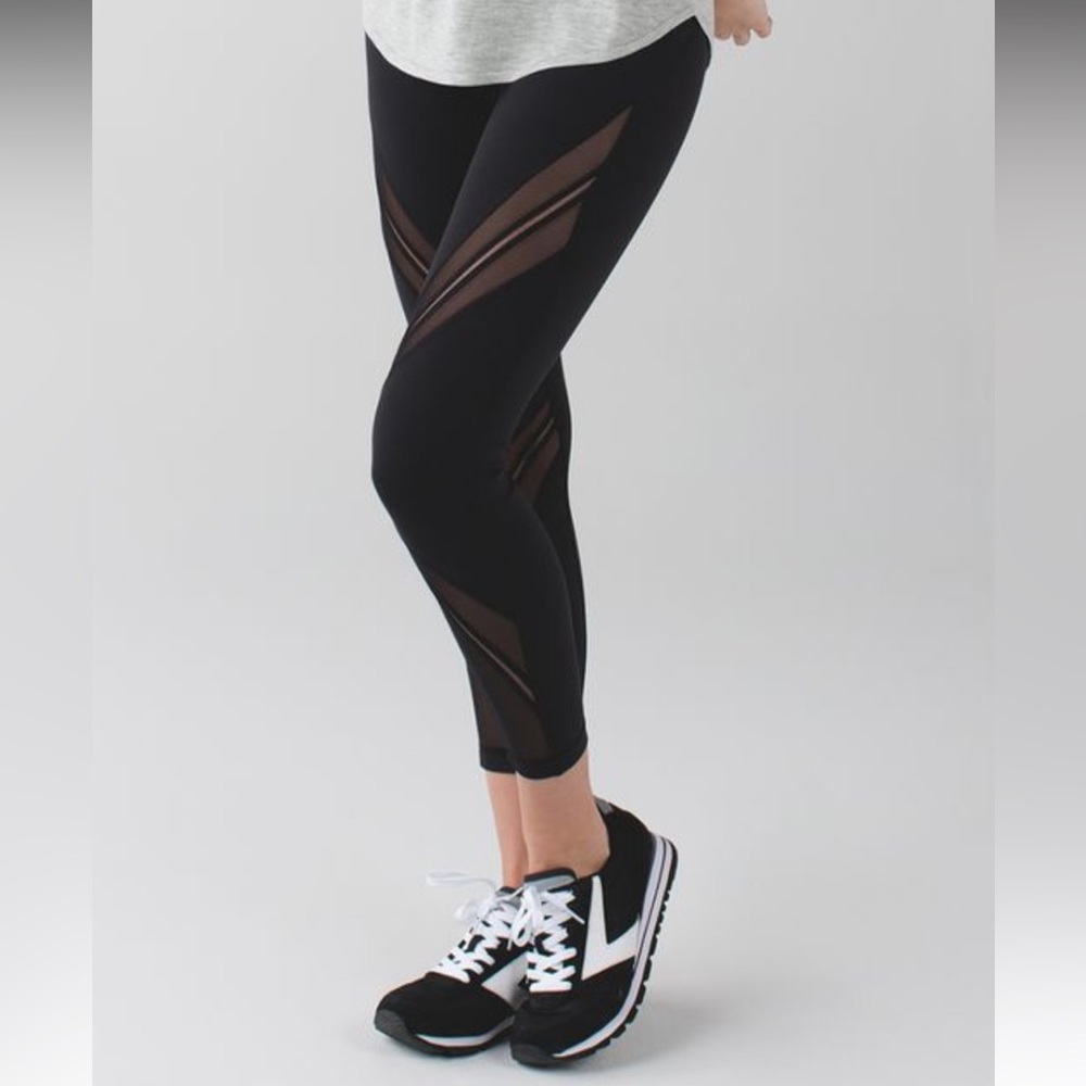 Lululemon High Times Metta Leggings - Black | size 6  | #077
